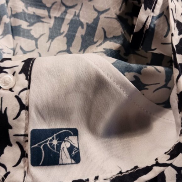 AFTCO Mens Fishing Shirt L Vented Short Sleeve Marlin Swordfish Button Down Fish - Picture 10 of 13